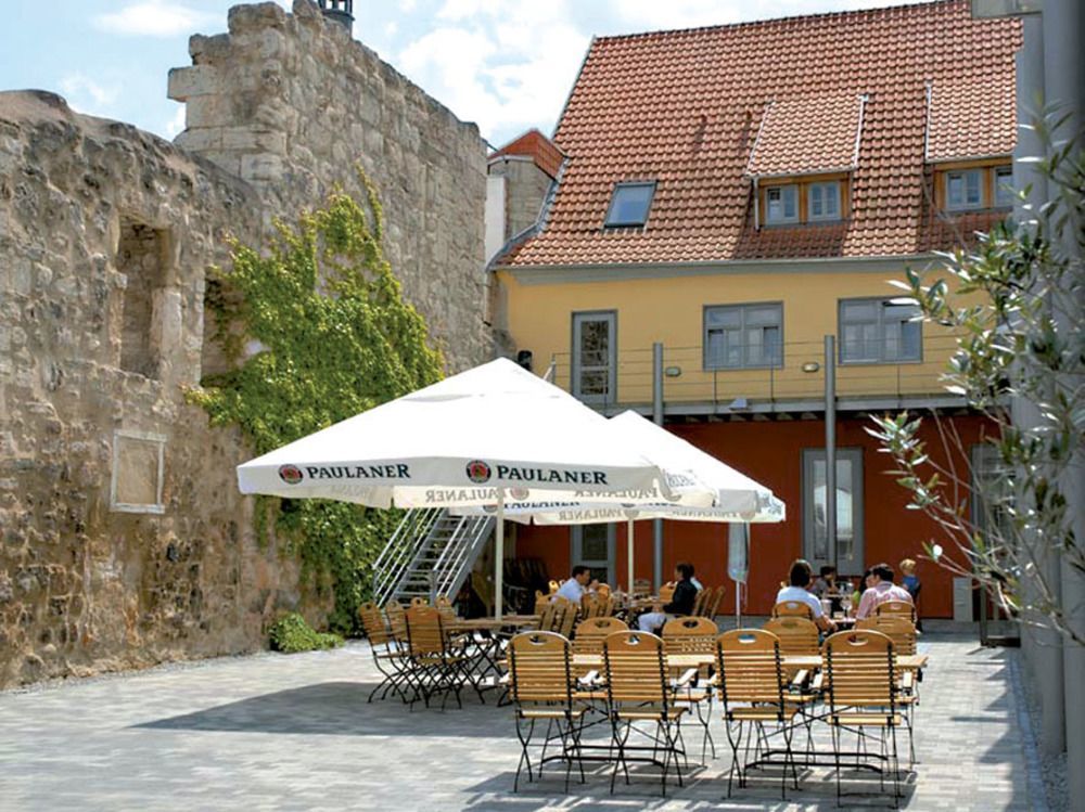 Muehlhaeuser Hof Und Stadtmauer Mühlhausen Extérieur photo